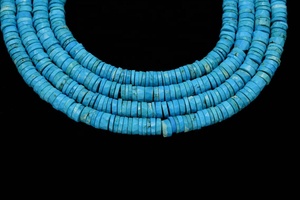 Cuentas de piedra de corte de rueda turquesa natural de 6-7 MM con diseño de neumático Cuentas en forma de rueda - Product Image 2