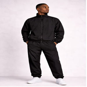 Ensemble de jogging pour hommes en polyester, deux pièces, veste zippée en nylon matelassée et pantalon de survêtement, survêtement en nylon personnalisé pour hommes - Product Image 1