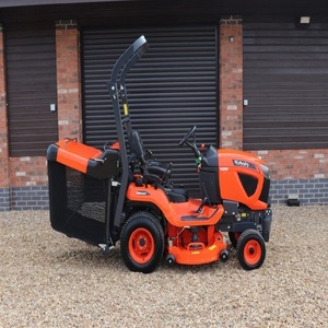Tondeuse autoportée Kubota G261 HD 54, tracteur de jardin, tondeuse à gazon 42 pouces, solution robuste pour la coupe de l'herbe en extérieur - Product Image 2