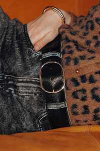 Ceinture en cuir de vachette véritable texturé noir pour jeunes hommes, style business décontracté, boucle à ardillon en cuivre, largeur 35 mm, réversible, écologique - Product Image 2