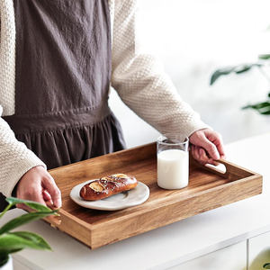 Plateau de petit-déjeuner en bois écologique, magnifiquement fabriqué à la main, avec finition polie, design multifonctionnel et charme moderne - Product Image 6