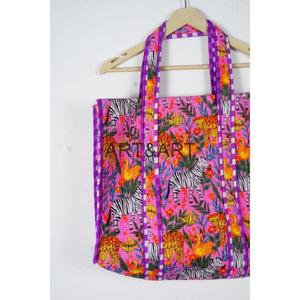 Sac fourre-tout vintage en coton indien fait main Art&Art avec imprimé floral, deux anses, design portable pour un usage quotidien et les voyages - Product Image 3