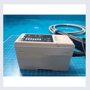Sistema Eliminador de Electricidad Estática KEYENCE SJ-M010+SJ-M100 Usado Como Está, Piezas de Equipos Semiconductores Legados - Product Image 4