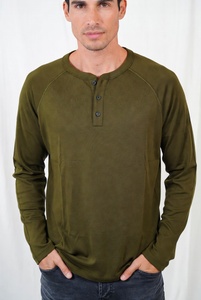 เสื้อเชิ้ตแขนยาวผู้ชาย สีเขียวมะกอก ทรงปกติ ใส่สบายๆ สำหรับกิจกรรมกลางแจ้ง - Product Image 1