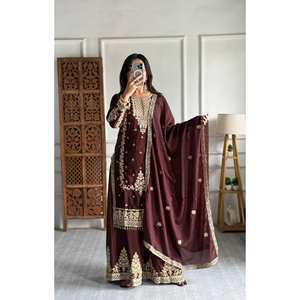 Conjunto de Traje de Satén de Diseñador para Fiestas, Bordado con Múltiples Agujas, Estilo Elegante para Eventos - Product Image 2