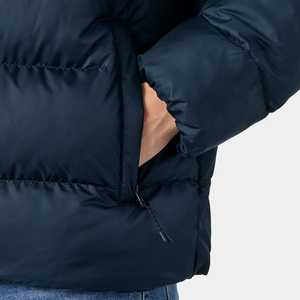 เสื้อแจ็คเก็ตพัฟเฟอร์บุใยสังเคราะห์หนานุ่มสำหรับผู้ชาย แบบ OEM ปักลายตามสั่ง อุ่นสบายสำหรับฤดูหนาว เสื้อโค้ทบุผ้านวมคุณภาพสูง เสื้อคลุมกันหนาวคุณภาพสูง - Product Image 6