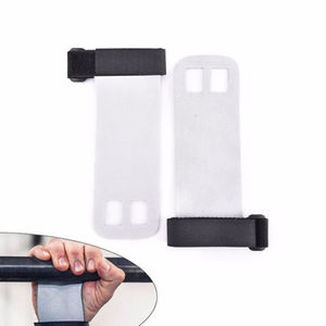 Guantes deportivos flexibles con gestión del sudor y agarre para gimnasia, para un control fiable en entrenamiento y práctica. - Product Image 1