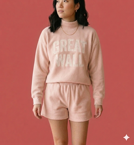 Conjunto Moderno de Invierno para Mujer, Shorts por Encima de la Rodilla con Cuello Alto, Textura Suave, Estilo Casual y Urbano - Product Image 1