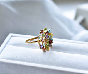 Anillo de Oro de 18k con Mosaico Imperial de Flores en 3D, con Piedras Preciosas y Semipreciosas - Product Image 4