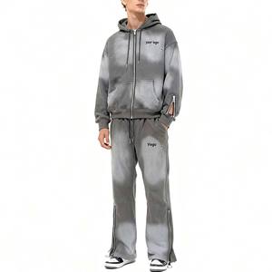 Conjunto Deportivo para Hombre, Color Verde Oliva, Cortavientos, con Capucha, Cierre Completo, Corte Holgado, Estilo Casual, con Logotipo Estampado en la Parte Delantera, Estilo Invernal - Product Image 4