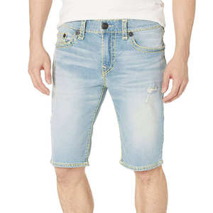 Shorts en jean bleu clair pour homme, taille mi-haute, décontractés, en coton délavé, style tendance, écologiques et confortables - Product Image 1
