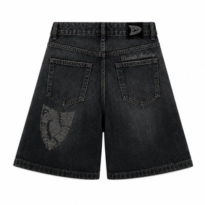 Shorts Bermuda Baggy Y2K en Jean Noir Délavé Crystal Shield pour Hommes avec Appliques en Cuir et Chaîne en Strass – Faible MOQ, Vente en Gros - Product Image 3