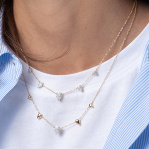 Collier pendentif de luxe en or 18 carats avec diamants, breloques en forme de poire et goutte d'eau, pour femme, à porter au quotidien - Product Image 3