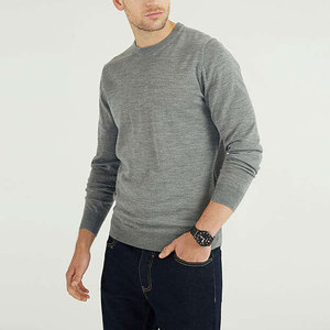 Sudadera Personalizada para Hombre en Gris Jaspeado para Invierno |   Suéter de cuello redondo liso |   Ropa Urbana Minimalista de Forro Polar de 360 g |   100% Algodón - Product Image 5