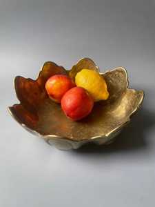 Bol à fruits de luxe en métal style floral, décoration d'intérieur, artisanat métallique, bols décoratifs, artisanat, bol de luxe pour mariages et fêtes - Product Image 1