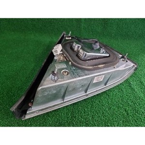 ไฟท้ายมือสองของรถยนต์อีควัส รุ่นซ้าย 924013B501 - Product Image 4