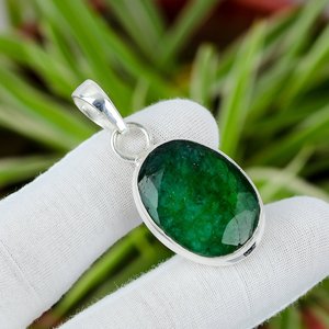NIKHIL GEMS Faceted Zambian <b>Emerald</b> Vintage Engagement <b>Pendant</b> Handmade 925 Sterling Silver Jewelry Natural Gemstone Wholesale - Product Image 4