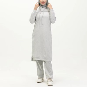 Ensemble de sport modeste personnalisé pour femmes avec fermeture éclair et poches, ensemble de gym musulman à séchage rapide, tenue de sport musulmane pour femmes - Product Image 5