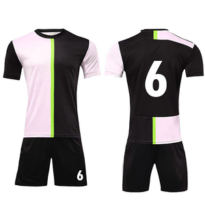 Tenues de football haut de gamme, maillot et short de football personnalisés avec logo, vente en gros, fournisseur d'usine de vêtements OEM - Product Image 3