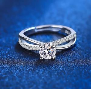 Bague en Moissanite de Qualité Supérieure, Bijou de Mariage Premium avec Éclat de Pierre Précieuse Brillante pour Fiançailles, Mariage, Anniversaire - Product Image 1