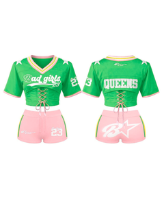 Conjunto de 2 piezas de pantalones cortos personalizados para mujer, top con cuello en V y cordones, conjunto de pantalones cortos con estampado de letras personalizado, ropa deportiva transpirable para primavera/verano - Product Image 4