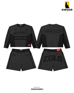 Ensemble de sport haute performance pour femmes |   Veste technique COLD et short de sport |   Fabricant OEM de produits anti-humidité - Product Image 4