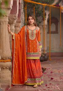 Traje Palazzo Moderno Chinon Listo para Usar con Bordado de Cording Dori y Lentejuelas para Bodas, Fiestas, Graduaciones y Diwali - Product Image 3