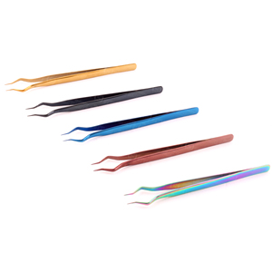 Pinzas Profesionales de Acero Inoxidable Antiestáticas de Precisión para Extensión de Pestañas, Plateadas/Doradas, Resistentes y Duraderas - Product Image 3