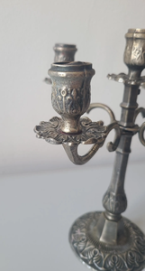Candelabro de aluminio vintage de 5 brazos, tallado y grabado a mano, decoración navideña de lujo para el hogar. - Product Image 4