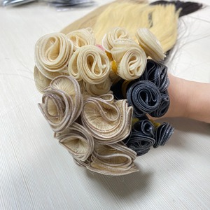 Vente en gros de cuticules de trame de cheveux humains vierges bruns blonds ondulés naturels Genius du Vietnam - Product Image 3