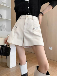 Shorts de Mujer de Piel de Cordero Suave, Cintura Alta, Color Marrón Sólido, Cierre Frontal con Cremallera, Tienda Online, Muestra - Product Image 6