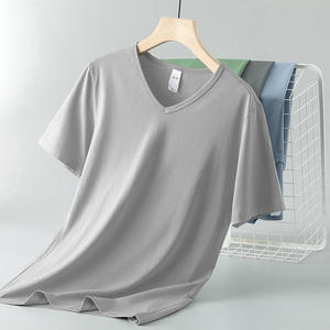 เสื้อยืดผู้ชายผ้าฝ้าย 100% คุณภาพสูง ทรงปกติ น้ำหนักมาก สีพื้น พิมพ์ลายการ์ตูนโลโก้ด้านหน้า ระบายอากาศได้ดี - Product Image 5