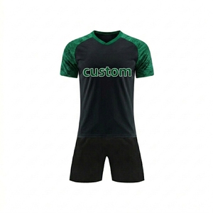 Camisetas de Poliéster Dry Fit para Sublimación, Fabricante de Camisetas de Fútbol Personalizadas con Cuello en V para Hombre, 100% Poliéster de Secado Rápido - Product Image 5