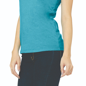 Camiseta de cuello redondo para mujer, corte ajustado, 100% algodón peinado y hilado en anillo Airlume, con cinta en el hombro, largo extendido, talla OEM - Product Image 5