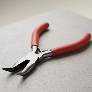 Pince à bec effilé diagonale en acier inoxydable de 4 et 5 pouces, outil à main de précision pour la découpe de bijoux, accessoires et équipement - Product Image 5