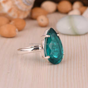 Anillo hecho a mano de Plata de Ley 925, todos los tamaños disponibles, anillo de piedras preciosas de pera Esmeralda, anillos para mujeres, regalos de navidad - Product Image 1