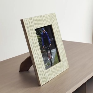 White Resin Photo <b>Frame</b> 4x6 Inch Rectangular Minimalist Tabletop Decor Made in India - Product Image 3
