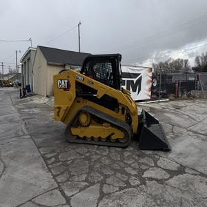Chargeuse compacte sur pneus Cat 279D3 durable, équipement fiable pour l'agriculture, l'aménagement paysager, la construction et la manutention de matériaux lourds - Product Image 5
