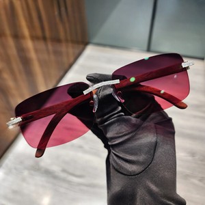 Pass Diamond Tester Hip Hop Gafas de sol Moissanite Diamond Gafas VVS Iced Out Moissanite Gafas de sol Venta al por mayor Iced Out Gafas - Product Image 1