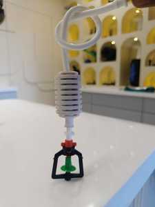 Micro-asperseur rotatif suspendu en plastique pour l'irrigation agricole 360° °   Arroseur rotatif pour système d'irrigation de serre et de jardin - Product Image 2