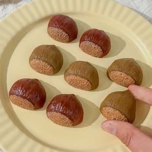 Interesante Juguete Antiestrés de Castaña TPR Taba Squishy, de Compresión Lenta, para Niños - Product Image 1