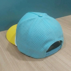 Casquettes de golf personnalisées OEM à 5 panneaux, perforées, découpées au laser, visière pré-courbée, broderie 3D, structurées, ODM, faible MOQ, directement de l'usine - Product Image 5