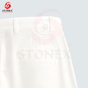 Rehaussez votre collection de vêtements avec ces pantalons cargo blancs pour hommes, conçus pour allier style et fonctionnalité. - Product Image 6