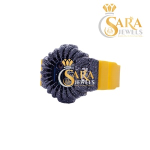 Reloj de pulsera de acero inoxidable plateado elegante de excelente calidad con correa de caucho y reloj de cuarzo de lujo a la moda. - Product Image 2