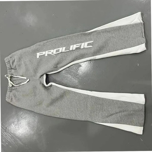 Pantalon large pour homme, coupe ample, finition délavée, style évasé, vêtement de mode streetwear contemporain - Product Image 2