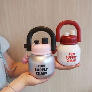 680ml Custom Logo 316 Stainless Steel Portable Vacuum-insulated Large-Capacity Travel Water Bottle for <b>Women</b> - Product Image 3