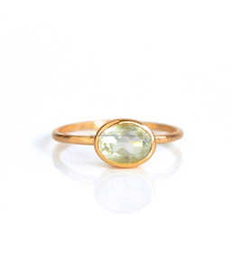 Bague de naissance en argent sterling 925 avec améthyste verte et monture classique en or vermeil pour mariage et anniversaire - Product Image 1