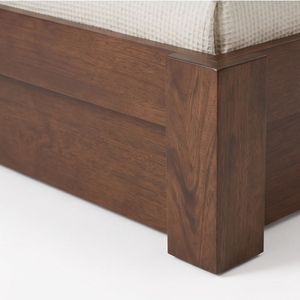 Base de Cama Moderna de Teca con Cabecero de Panel y Estante Lateral, Muebles de Dormitorio Tamaño Queen/King - Product Image 4