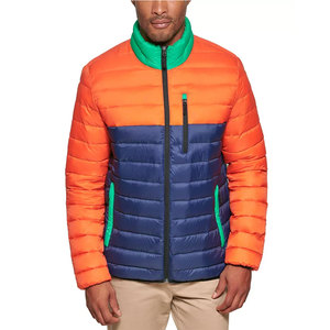Chaqueta Acolchada de Nylon Personalizada al por Mayor para Invierno y Otoño, con Cuello Alto, Estilo Urbano, Paneles de Color y Diseño Moderno - Product Image 4