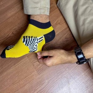 Custom Design Men's Yellow <b>Black</b> Ankle <b>Socks</b> Striped Pattern Knitted Breathable Sports <b>Socks</b> Summer Wear OEM 2026 - Product Image 4